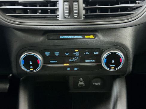 Used 2025 Ford Escape Active image 23