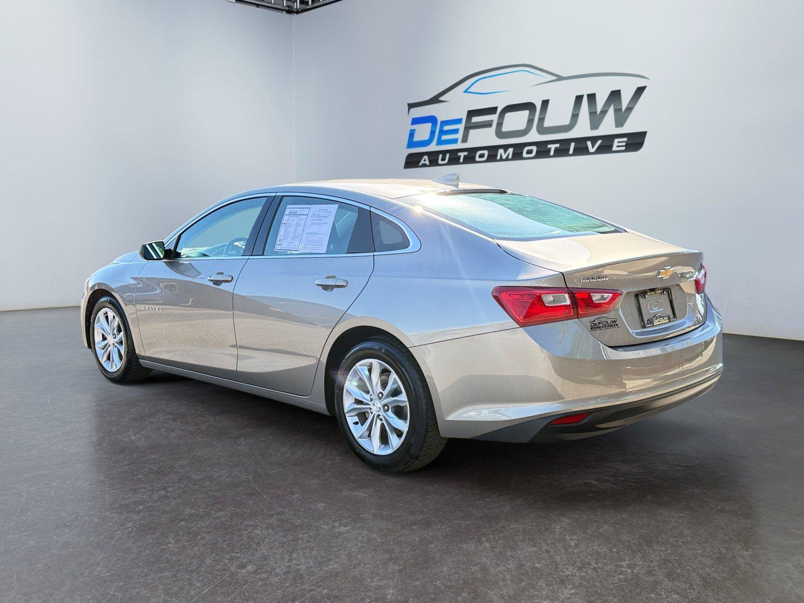 Used 2023 Chevrolet Malibu LT FWD image 5