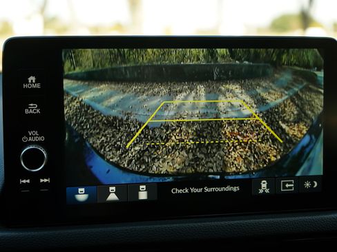 Certified 2025 Honda Civic Sport Touring image 31