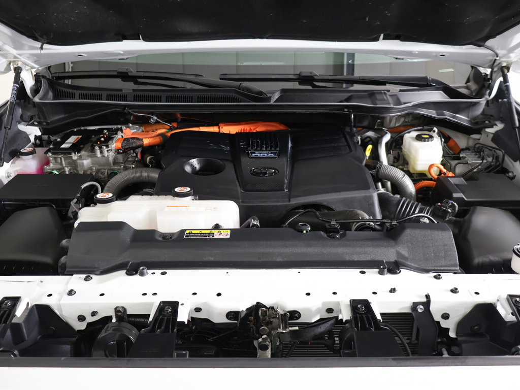 Used 2024 Toyota Tundra Capstone AWD/4WD image 26