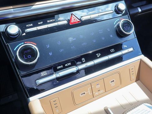New 2026 Hyundai Santa Fe Limited FWD image 18