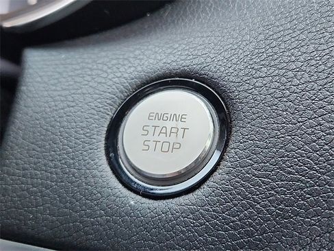 Used 2022 Kia Stinger GT1 image 19