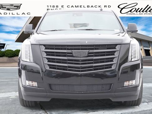 Used 2018 Cadillac Escalade Platinum image 5