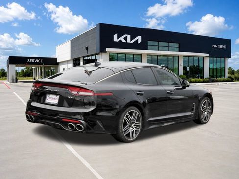 Used 2022 Kia Stinger GT2 w/ Red Interior Color Package RWD image 5
