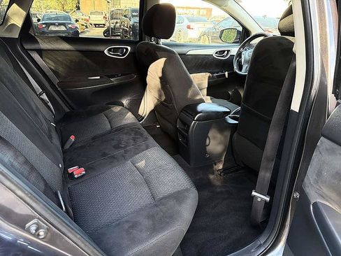 Used 2015 Nissan Sentra SR FWD image 18