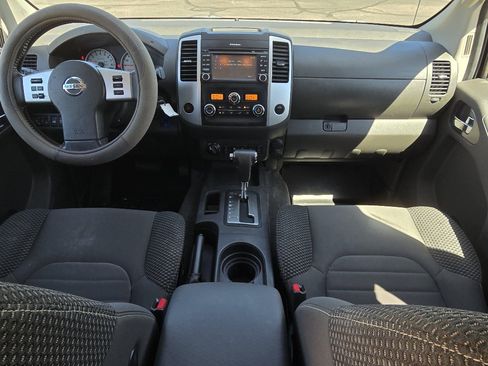 Used 2016 Nissan Frontier PRO-4X AWD/4WD image 27