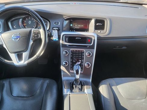 Used 2016 Volvo V60 T5 Premier w/ Protection Package FWD image 27