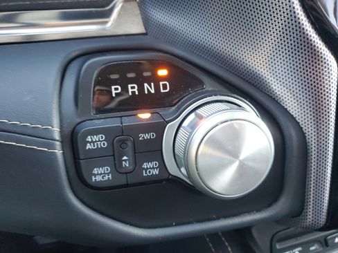 Used 2019 RAM 1500 Limited image 32