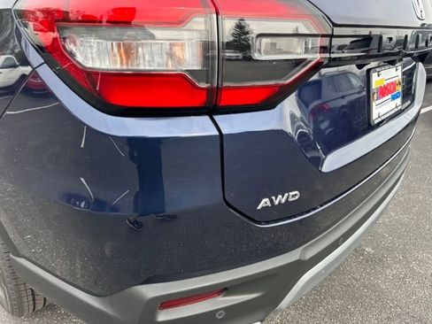 New 2025 Honda Pilot Touring image 37