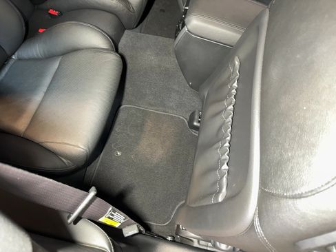 Used 2005 Pontiac GTO RWD image 96