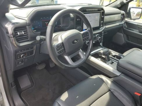 Used 2024 Ford F150 Lariat AWD/4WD image 8
