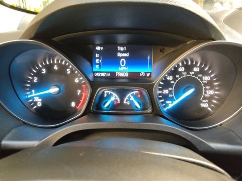 Used 2017 Ford Escape SE w/ Equipment Group 201A image 23