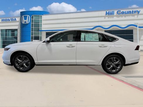 New 2026 Honda Accord EX-L image 2