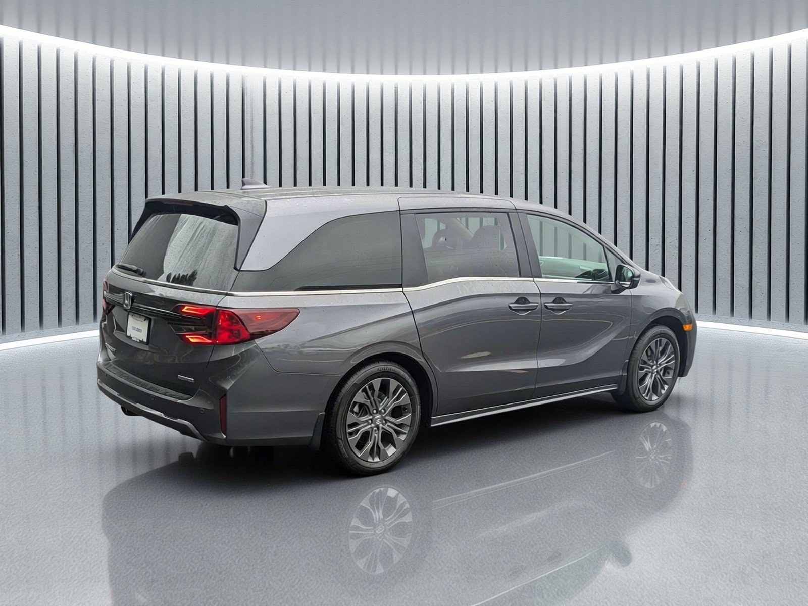 Certified 2026 Honda Odyssey Touring image 5