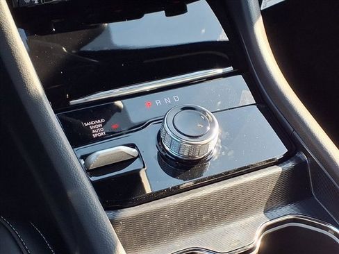 New 2025 Jeep Grand Cherokee Limited w/ Luxury Tech Group II image 9