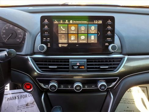 Used 2018 Honda Accord Sport image 13