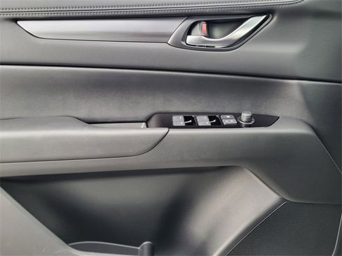 New 2025 MAZDA CX-5 AWD 2.5 S w/ Select Package image 3