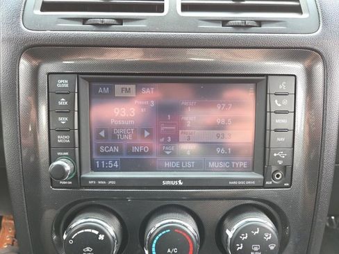 Used 2010 Dodge Challenger R/T image 98