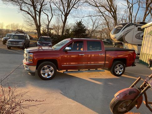 Used 2015 Chevrolet Silverado 1500 LTZ w/ Texas Edition, 1LZ Trim image 6