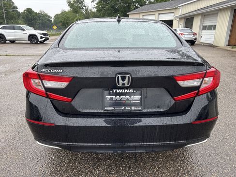 Used 2019 Honda Accord LX image 4