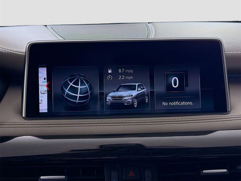 Used 2018 BMW X5 xDrive50i image 16