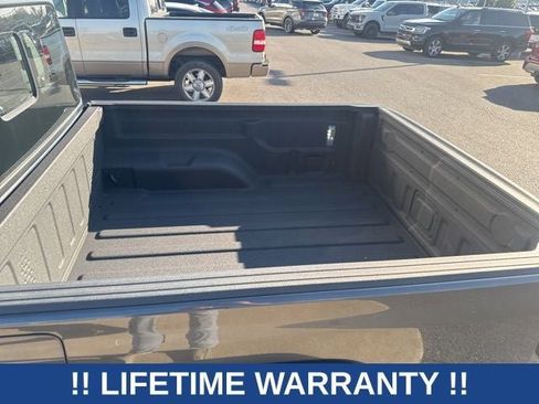 Used 2024 Jeep Gladiator Sport image 13