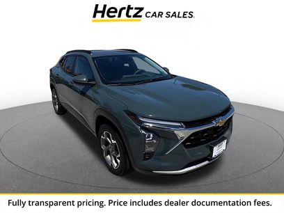 Used 2025 Chevrolet Trax LT