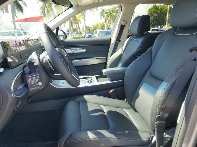 Used 2026 Genesis GV70 2.5T Select AWD/4WD image 10