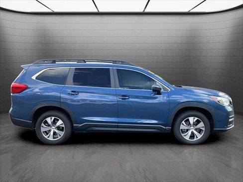 Used 2022 Subaru Ascent Premium image 7