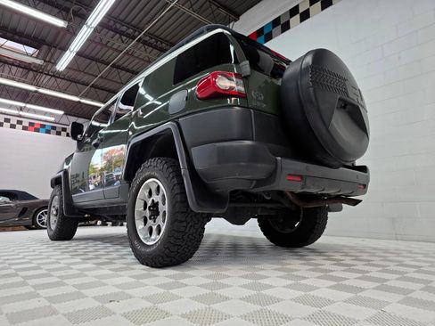 Used 2013 Toyota FJ Cruiser 4WD image 20