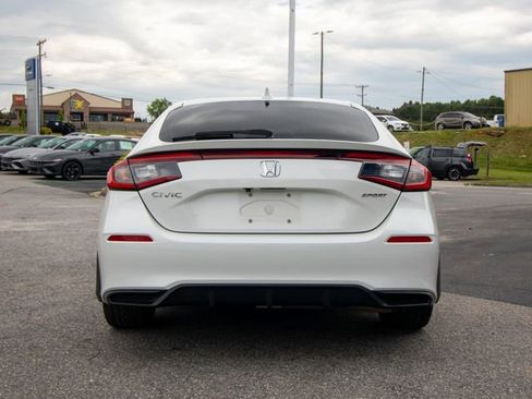 Used 2022 Honda Civic Sport image 12