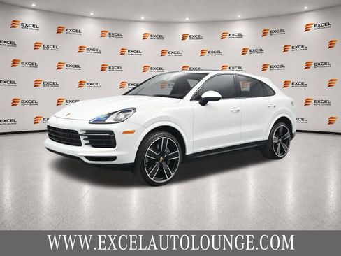 Used 2023 Porsche Cayenne Coupe AWD/4WD image 1