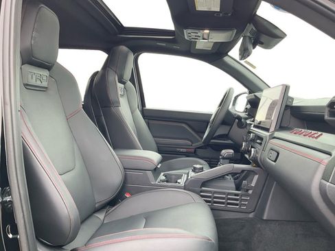 Used 2025 Toyota Tacoma TRD Pro w/ Tow Tech Package image 23