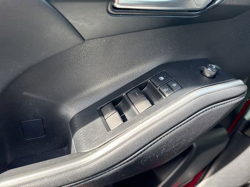 Used 2022 Toyota Highlander XLE image 25