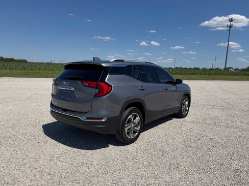Used 2021 GMC Terrain SLT FWD image 4