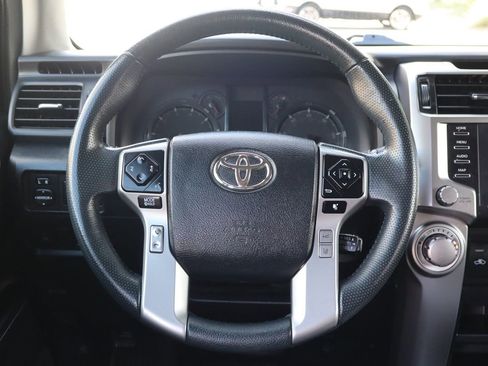 Used 2020 Toyota 4Runner SR5 image 18
