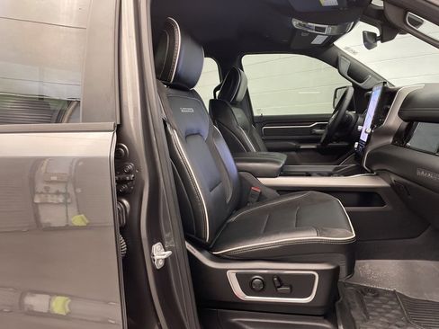 Certified 2025 RAM 1500 Laramie w/ Night Edition image 29