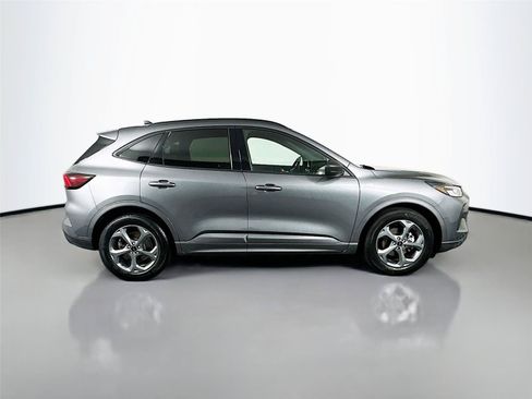Used 2024 Ford Escape ST-Line w/ Equipment Group 301A FWD image 17
