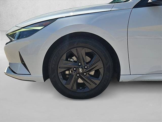 Used 2021 Hyundai Elantra SEL w/ Convenience Package FWD image 16