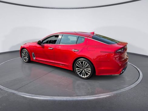 Used 2019 Kia Stinger AWD/4WD image 3