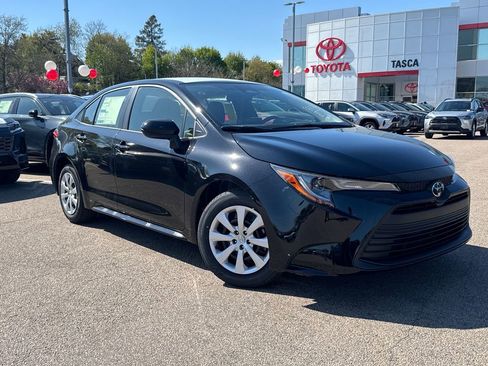 New 2026 Toyota Corolla LE FWD image 1