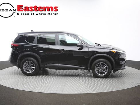 Used 2023 Nissan Rogue S AWD/4WD image 40