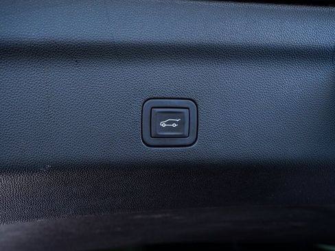 Used 2025 Cadillac Escalade Sport Platinum w/ LPO, Floor Liner Package image 61