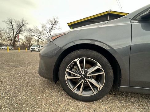 Used 2024 Kia Forte LXS image 19