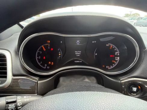 Used 2016 Jeep Grand Cherokee Overland w/ Advanced Technology Group AWD/4WD image 9