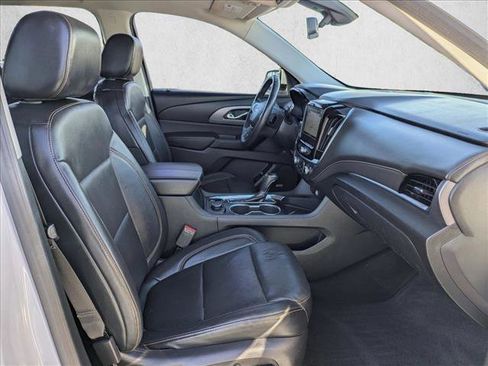 Used 2018 Chevrolet Traverse Premier w/ Driver Confidence II Package image 23