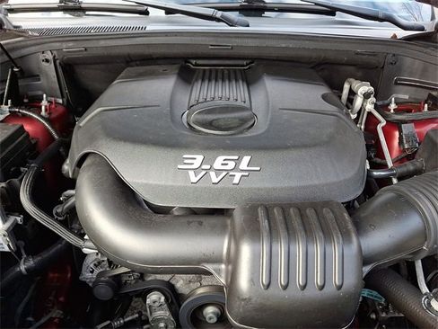 Used 2013 Jeep Grand Cherokee Limited image 30