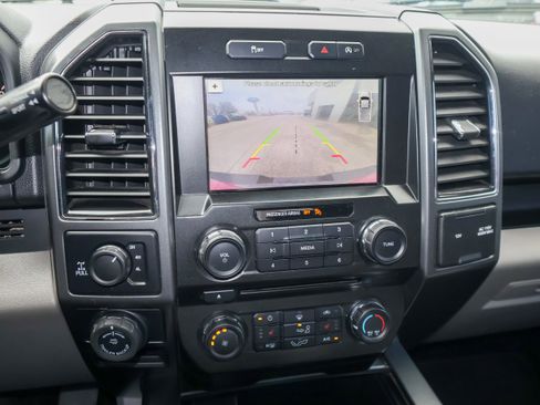 Used 2017 Ford F150 XLT w/ Equipment Group 302A Luxury image 30