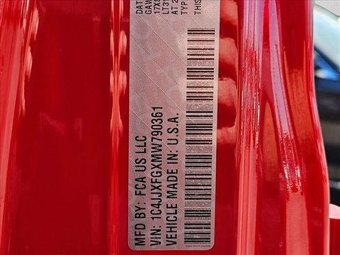 Used 2021 Jeep Wrangler Unlimited Rubicon w/ Xtreme Recon 35" Tire Package image 26