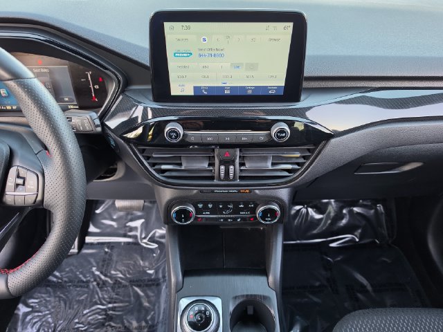 Used 2025 Ford Escape ST-Line Select AWD/4WD image 25